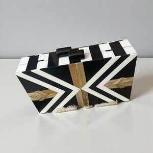 Geometric Black and White Clutch hard case new